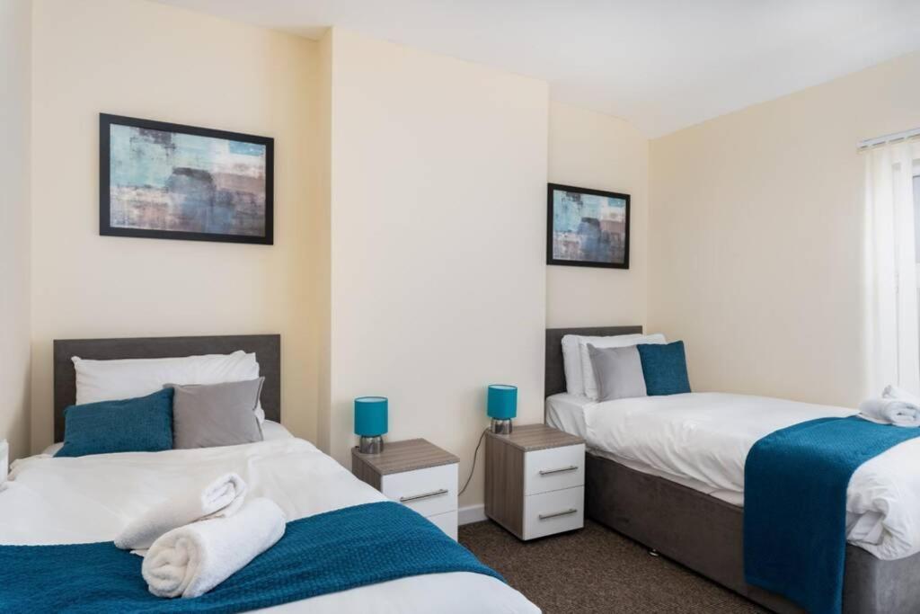 Sleeps 5, Smart Tv'S In Bedrooms Swansea Ngoại thất bức ảnh